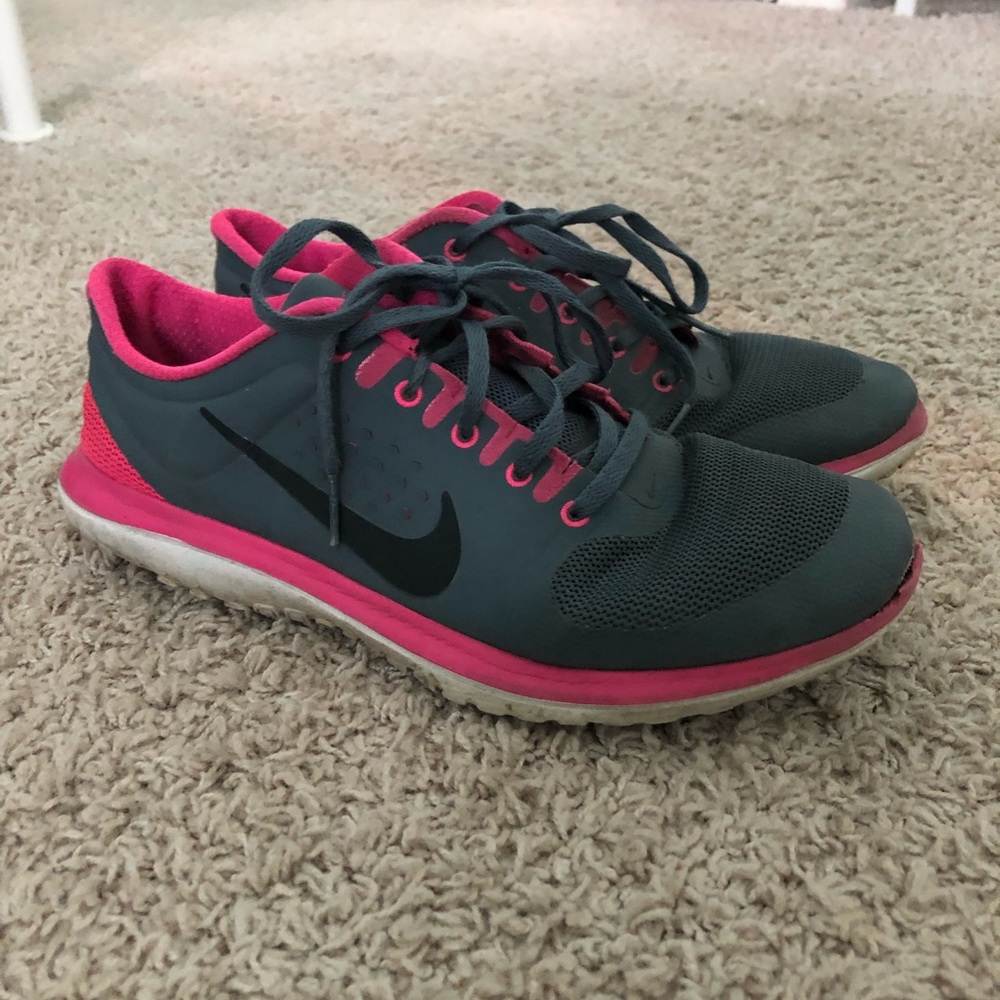nike running shoes